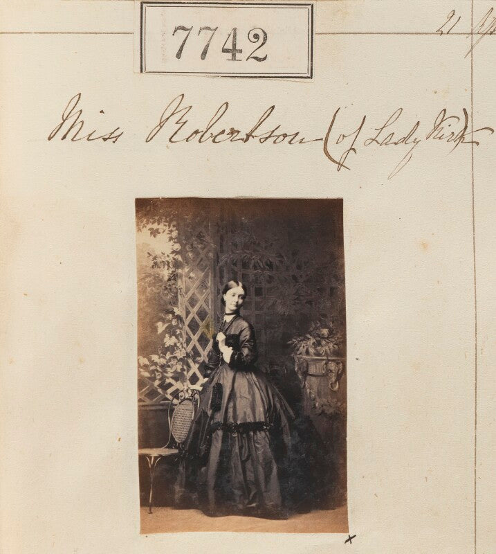 Miss robertson npg ax57581
