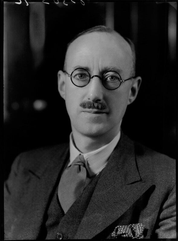 Sir (william) robert fraser npg x156037