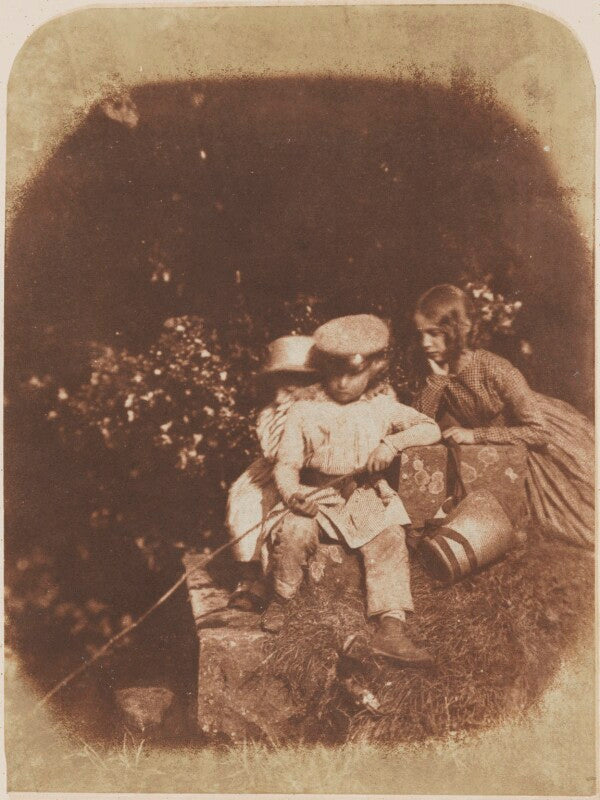 The minnow pool: children of charles finlay npg p6(171)