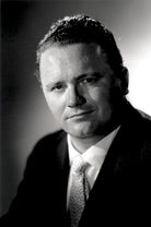 Sir Harry Donald Secombe NPG x125584