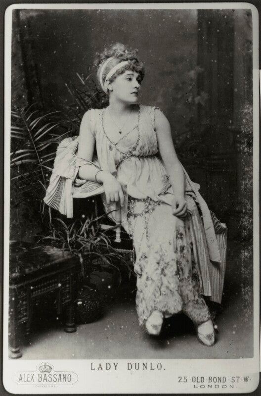 Belle bilton npg x152517