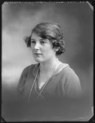 Gwen St Aubyn NPG x75196