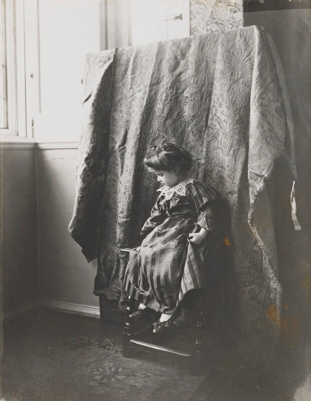 Queen elizabeth, the queen mother npg x34722