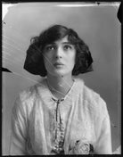 Julia James NPG x102218