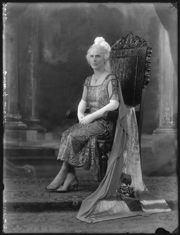 Rowena Seymour (née Wall), Duchess of Somerset NPG x36516