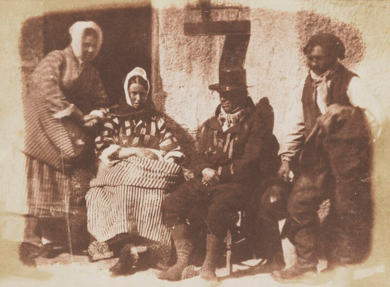 Mrs logan, mrs seton and two unknown fishermen npg p6(185)