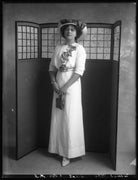 Lily Mills NPG x102309