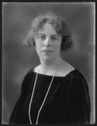 Helen Madeline Henderson (née Gordon) NPG x36647