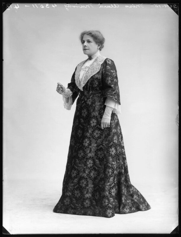 Alma murray as baroness de lisle in 'kings and queens' npg x80480