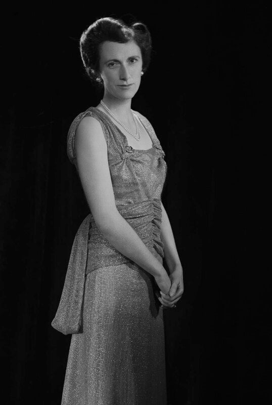 (una sheila) colleen nye (née knox) npg x73316