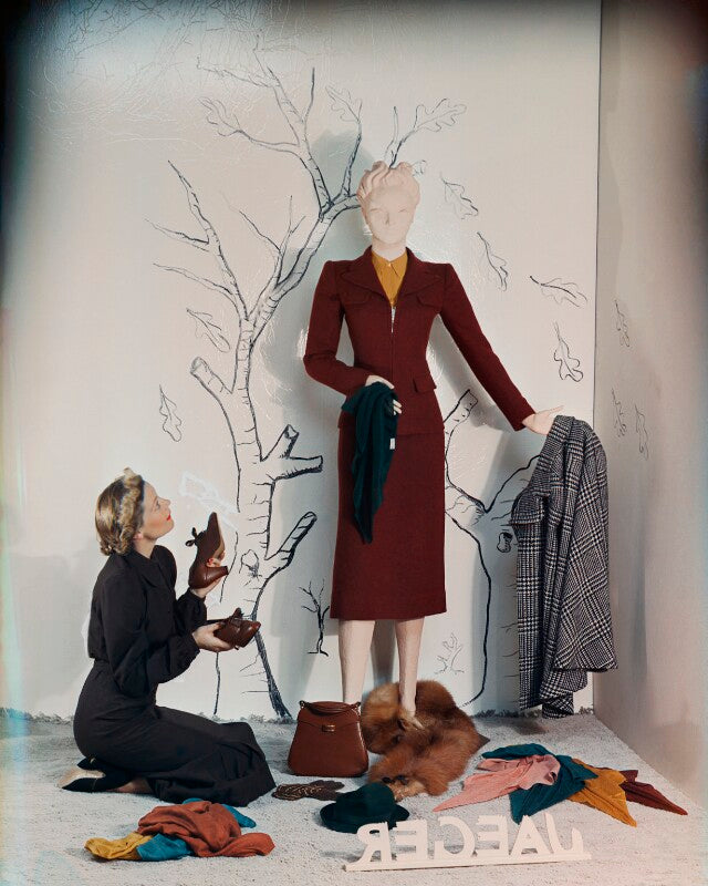 Jaeger window dresser npg x220881