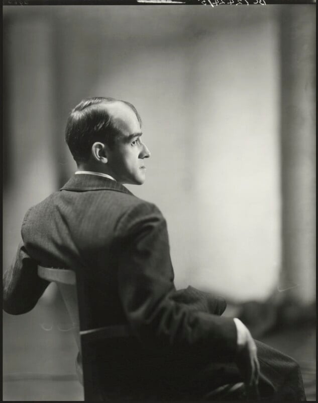 John hampson (john frederick norman hampson simpson) npg x16729