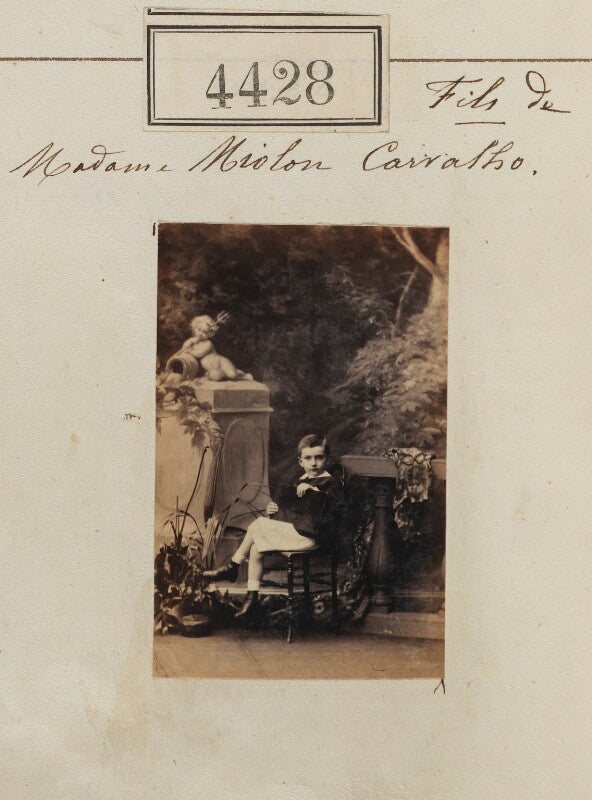 Carvalho npg ax54441