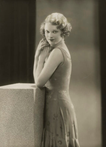 Anna Neagle NPG x83443