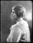 Lady Elizabeth Hesketh-Prichard (née Grimston, later Lady Motion) NPG x123410