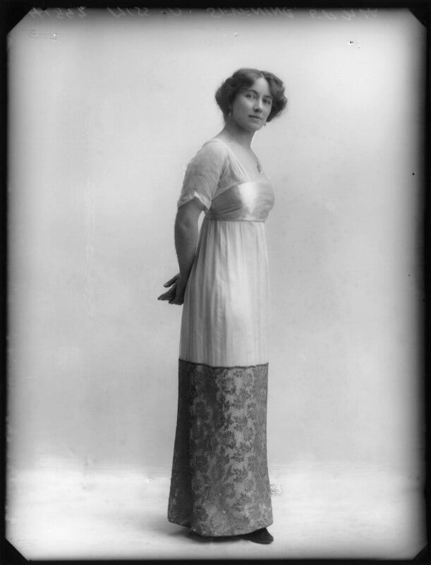 Dora sevening npg x102416