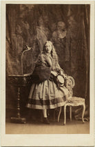 Kathleen Mary Liddell (née Lane-Fox) NPG x1488