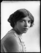 Wish Wynne NPG x102159