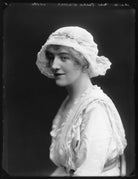 Gracie Sinclaire NPG x103537