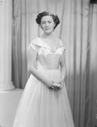 Lady Fiona Mary Hannon (née Graham) NPG x97544