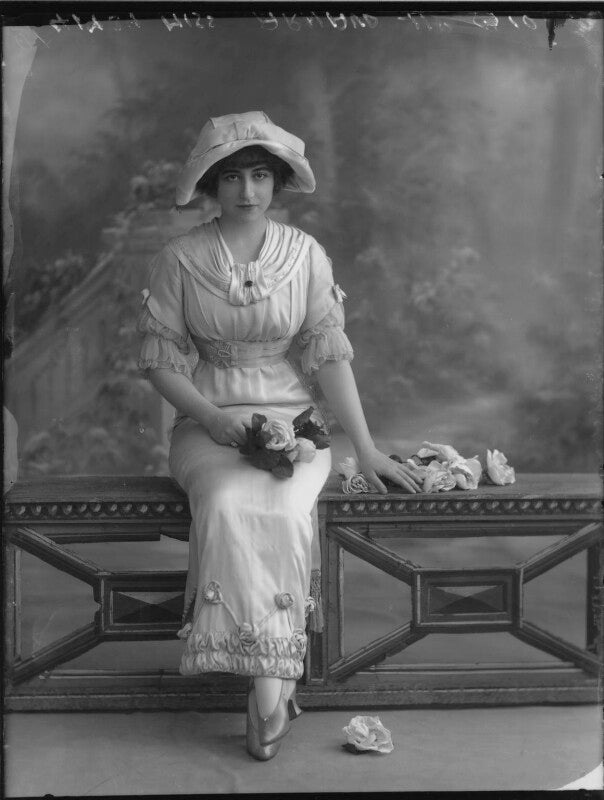 Yvonne arnaud npg x33375