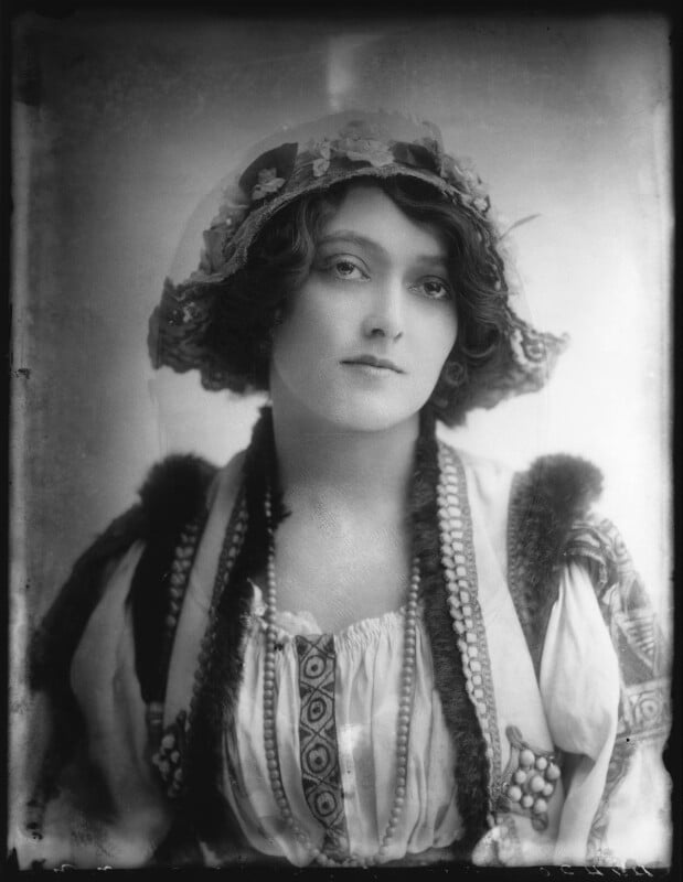 Dorma leigh (née dorothy mabel woodley) npg x102434
