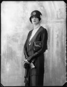 Kathleen Airini Vane (née Mair) NPG x123907