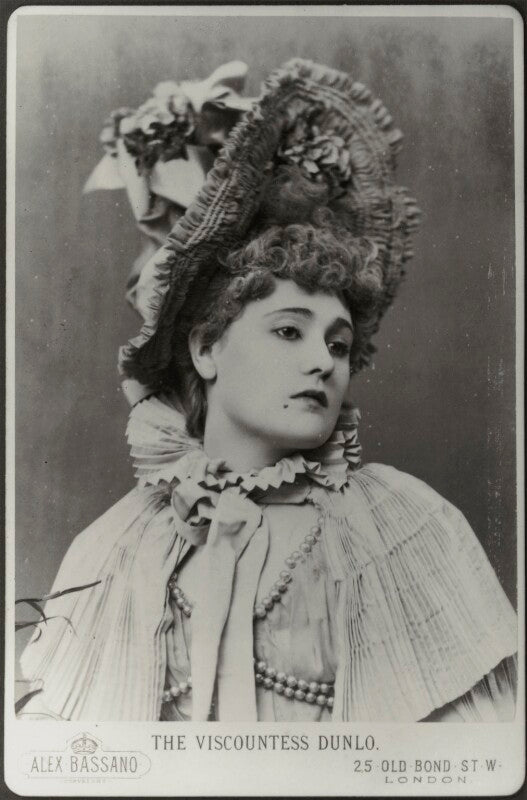 Belle bilton npg x152523