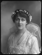 Evelyn D'Alroy NPG x102582