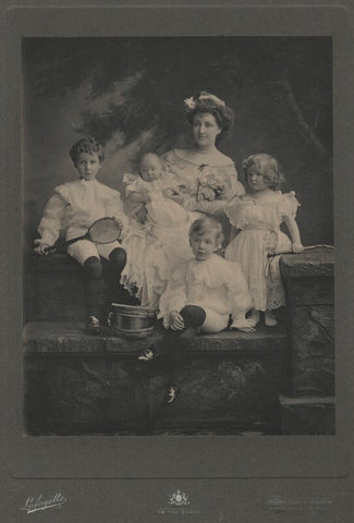 The family of Arthur Tooth NPG x76187