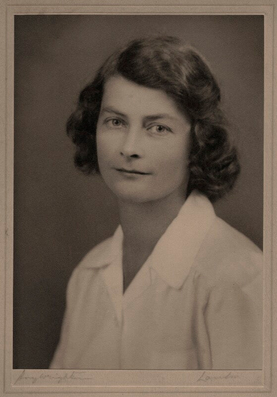 Beryl kathleen kerr (née gibson) npg x180927