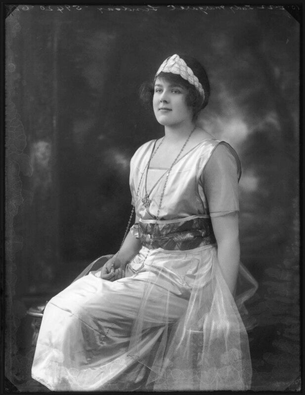 Lady margaret cynthia illingworth (née lindsay) npg x121308