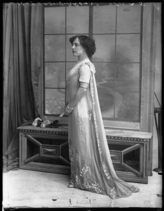 Lilian mabel alice ('mabs') (née roussel), lady richmond brown npg x34936