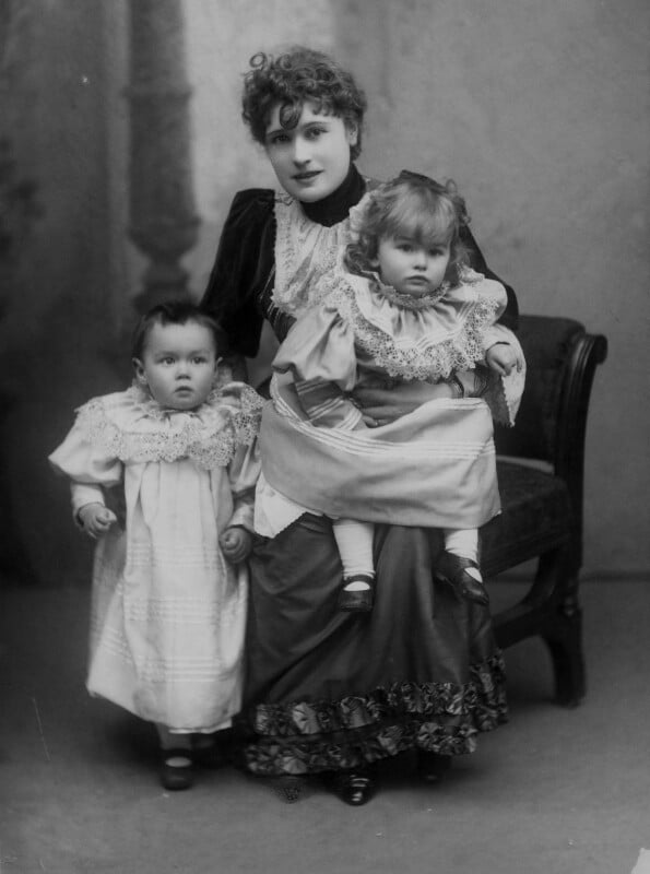Belle bilton with her sons hon. power le poer trench and richard, 6th earl of clancarty npg x8315