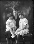 Anne Vivian Cook (née Somerset); Lesley Somerset (née Vivian); Mary Felicia Studdert (née Somerset) NPG x123576