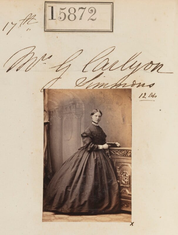 Mrs g. carlyon simmons npg ax63802