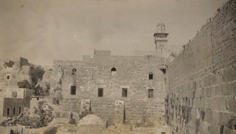 'the wailing wall' (jerusalem, israel) npg ax183236