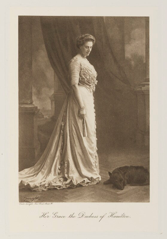 Nina mary benita douglas hamilton (née poore), duchess of hamilton npg ax161351