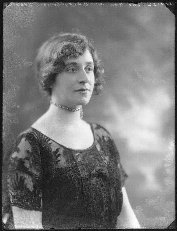 Lilah assanti (née o'brien) npg x37372
