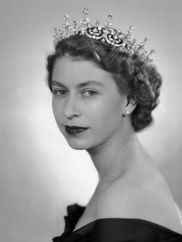 Queen Elizabeth II NPG x36973