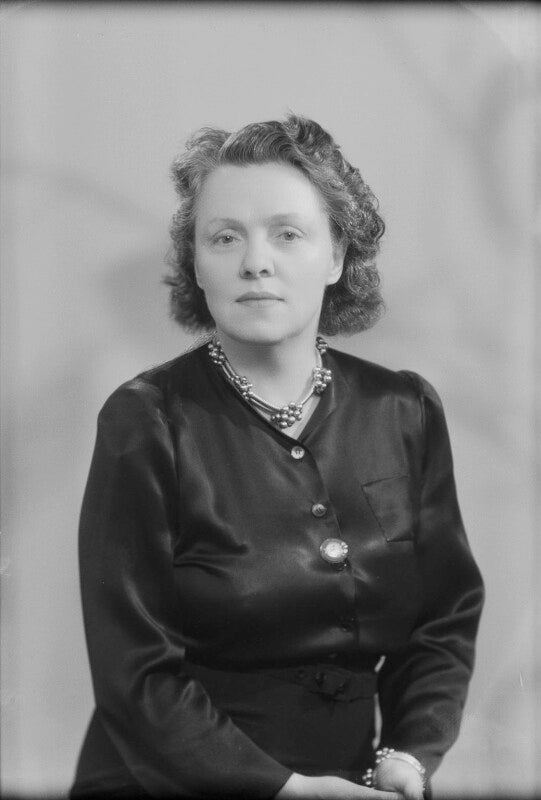 Leslie (née cornell), lady doverdale npg x177890