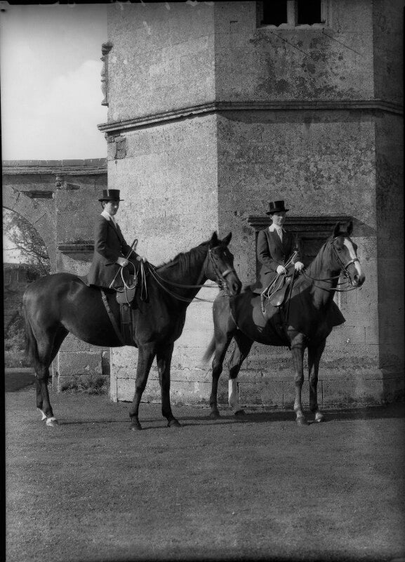 Violet wilson; may wilson npg x31400