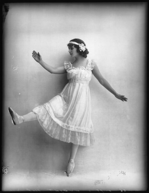 Lydia kyasht npg x80050