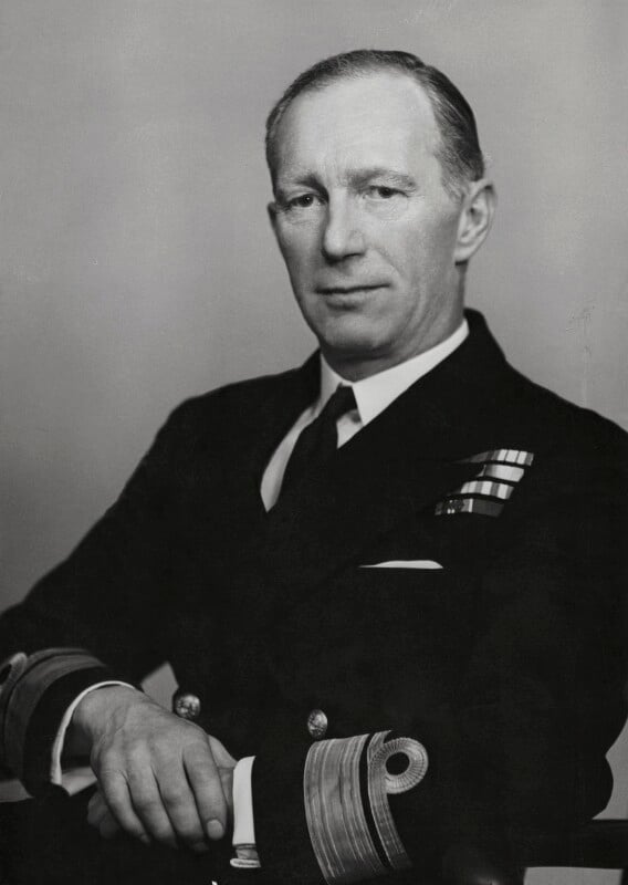 Sir stephen hope carlill npg x196238