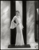 Hon. Janet (Gladys) Kidd (née Aitken) NPG x150169