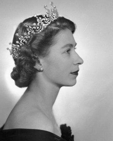 Queen Elizabeth II NPG x36981