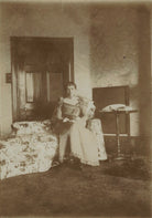 Hon. Iris Elizabeth Freeman-Mitford NPG x27950