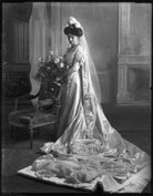 Mrs H.S. Kaye NPG x127801