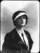 'Jocky cap' (Mdlle Leonard) NPG x127697