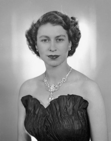 Queen Elizabeth II NPG x36961